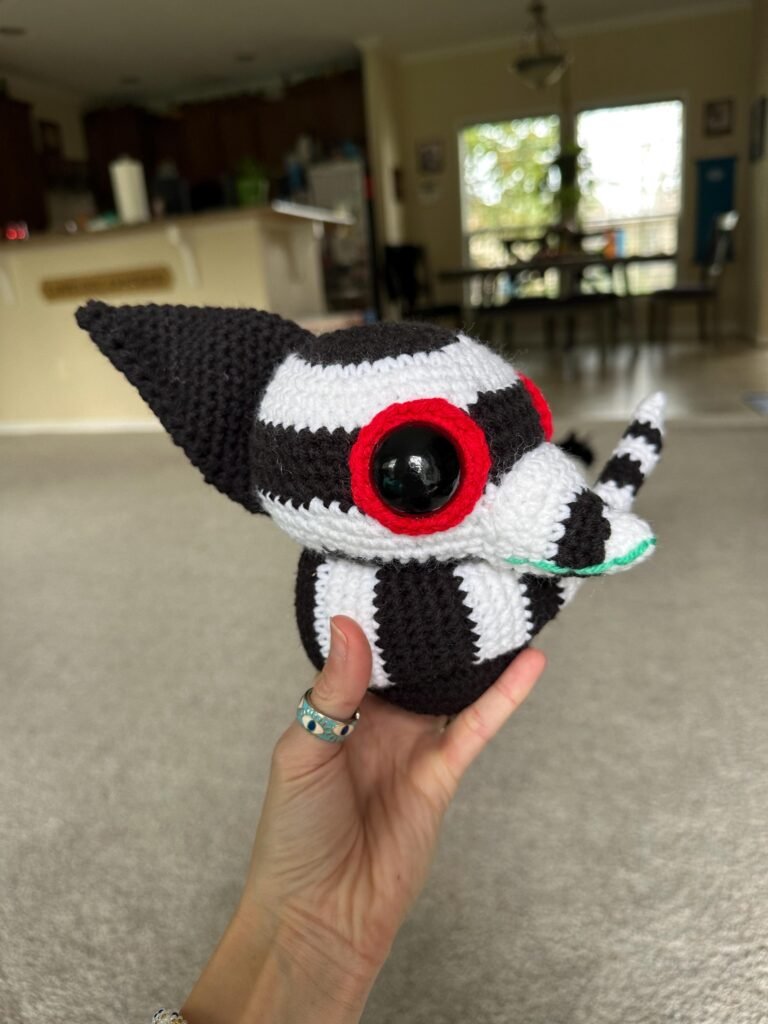 Crochet Sandworm Amigurumi/Stuffed Animal Stuffie/Stuffie/Plush