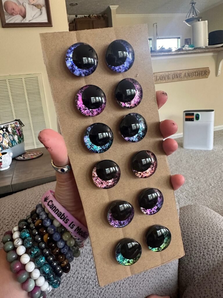 Handpainted Kawaii Safety Eyes: 24mm Black Pupil, Holographic - 6 Sets
